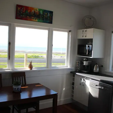 Sea Urchin Cottage Miranda Exterior photo